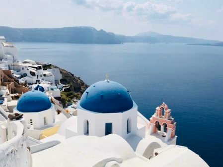 Onde ficar em Santorini: melhores hotéis e regiões